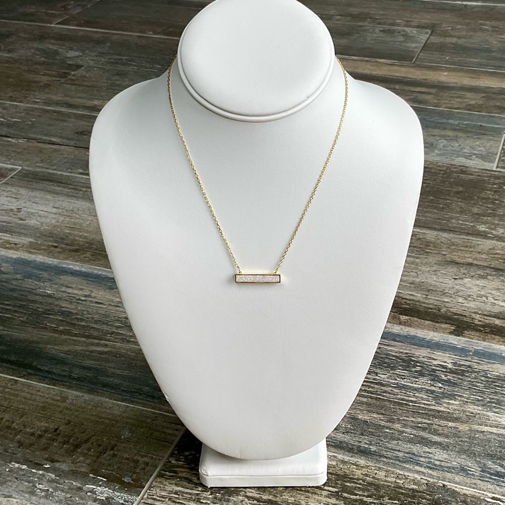 Elegant Gold Bar Necklace